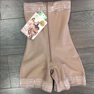 BEST SELLER!! 💕 Strapless Shapewear - FOR DRESSES